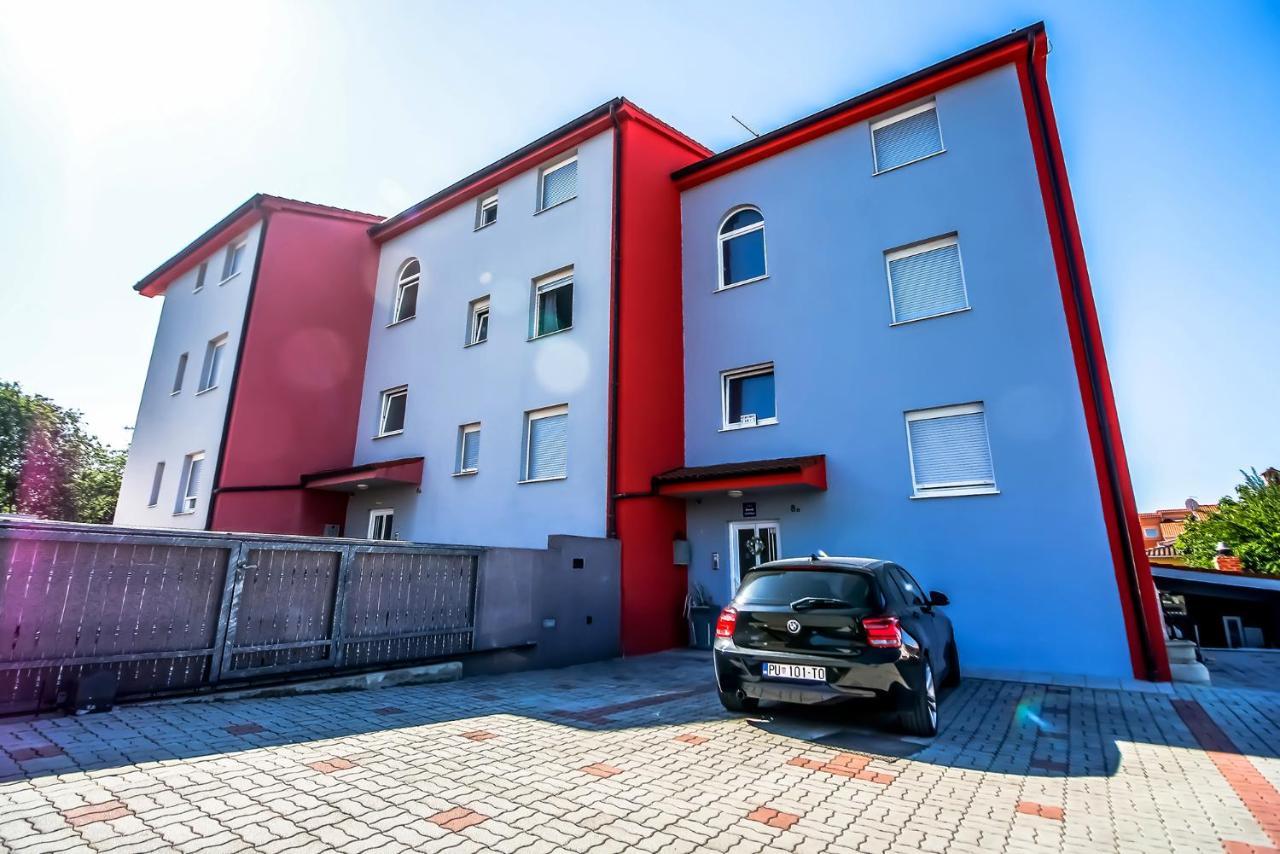 Apartments Saric Pula Exteriér fotografie